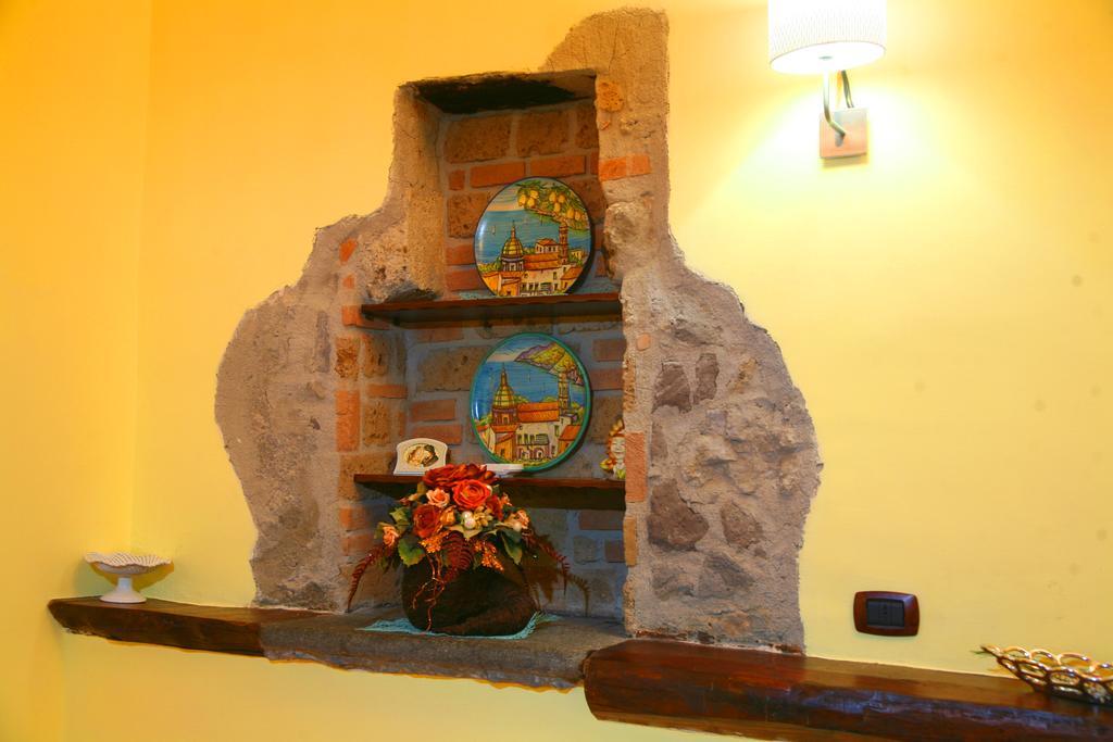 Al Vecchio Cellaio Historical Guest House SantʼAntonio Abate Kültér fotó