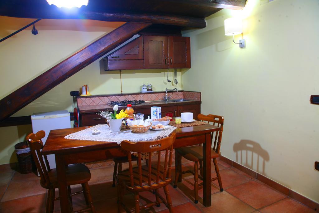 Al Vecchio Cellaio Historical Guest House SantʼAntonio Abate Kültér fotó