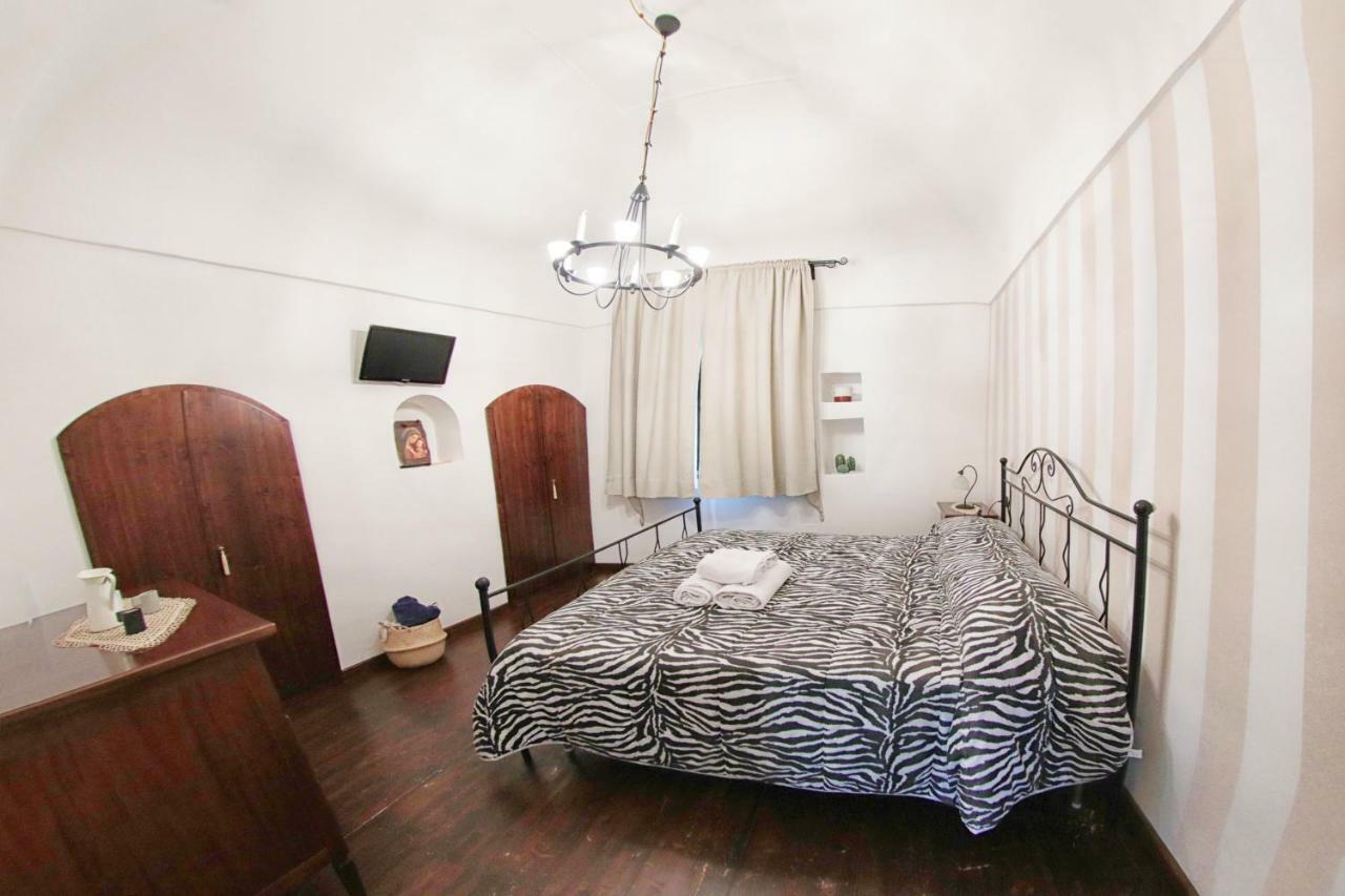 Al Vecchio Cellaio Historical Guest House SantʼAntonio Abate Kültér fotó